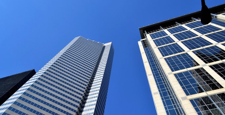 Immobilier d’entreprise : est-ce un investissement sûr et rentable ?